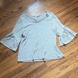 Caution to the wind Chic Gray Bell Sleeve Women's Blouse